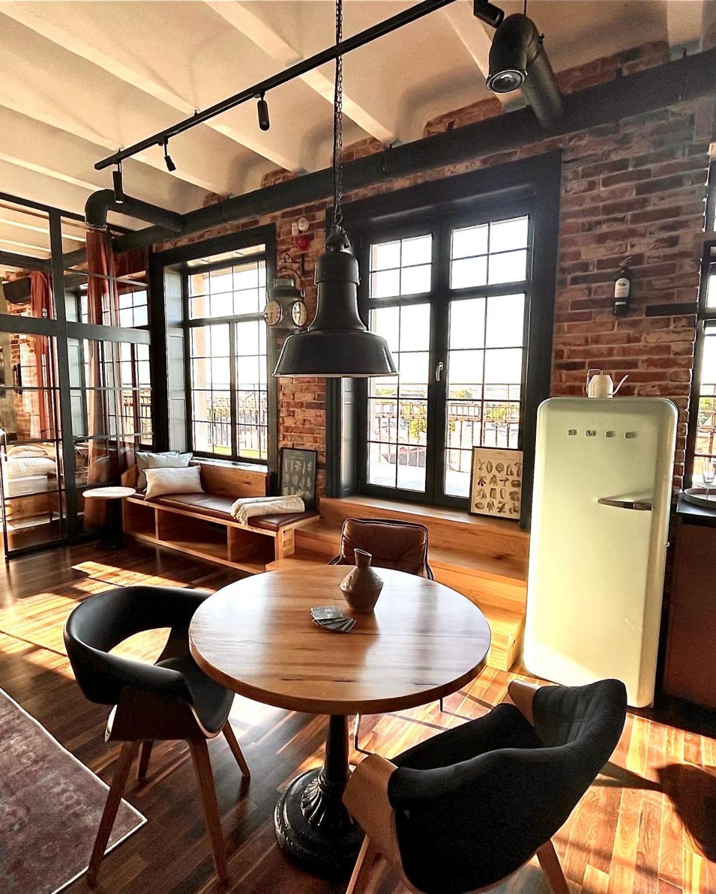Loft21